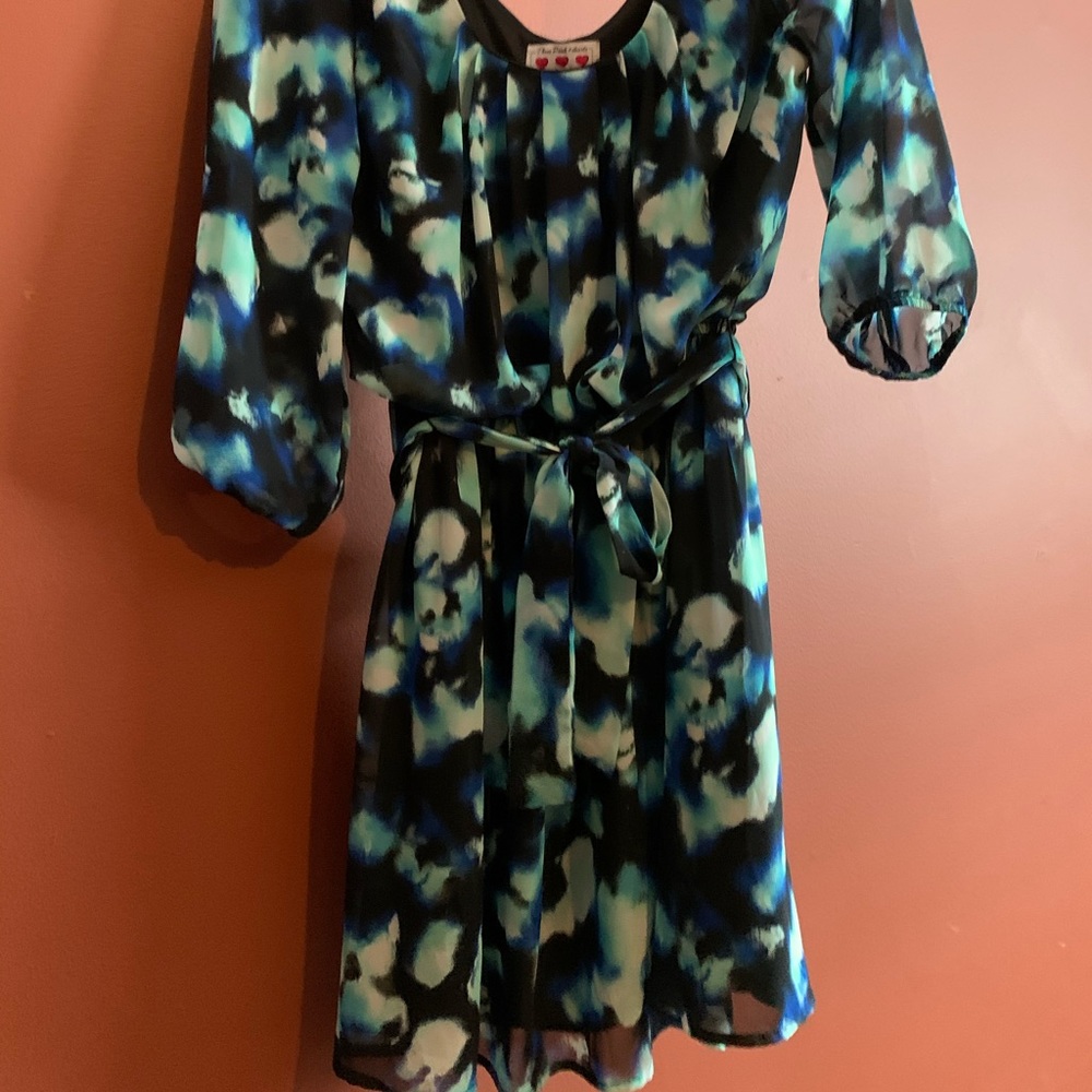 Women’s dress